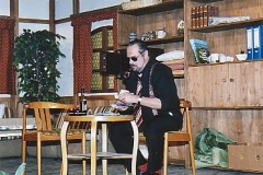 2002-11: A Koffer